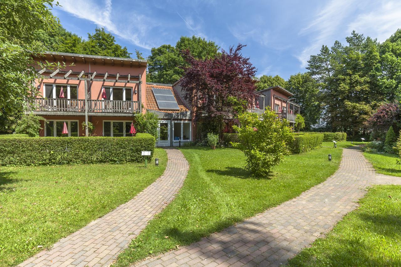 Bio- Und Gesundheitshotel Gutshaus Stellshagen エクステリア 写真