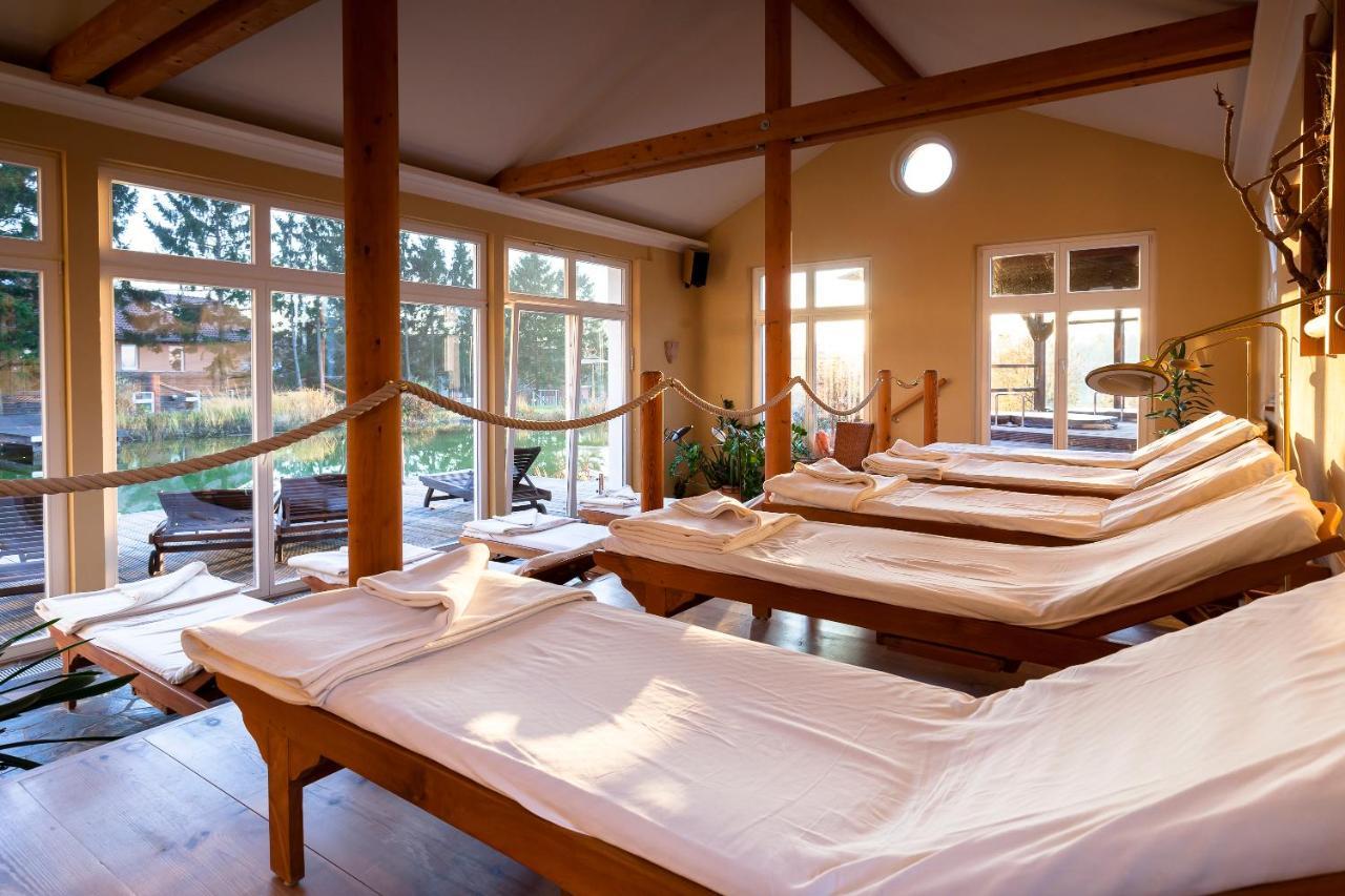 Bio- Und Gesundheitshotel Gutshaus Stellshagen エクステリア 写真