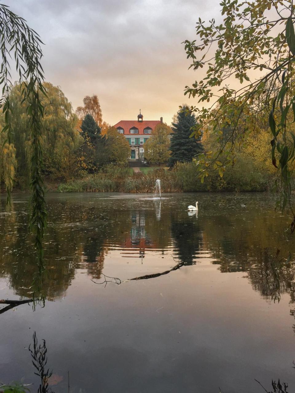 Bio- Und Gesundheitshotel Gutshaus Stellshagen エクステリア 写真